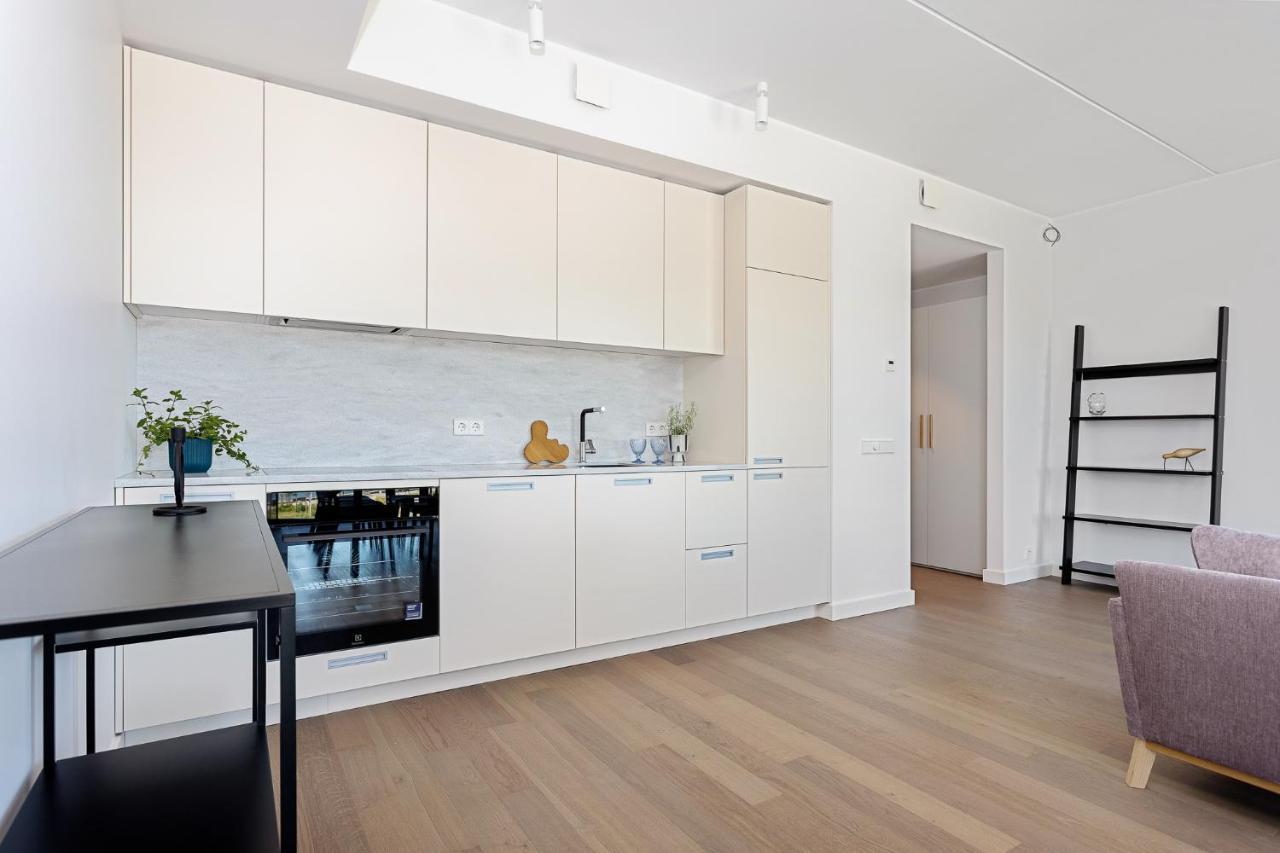 Sea View Family Apt In Unique Kalaranna District 탈린 외부 사진